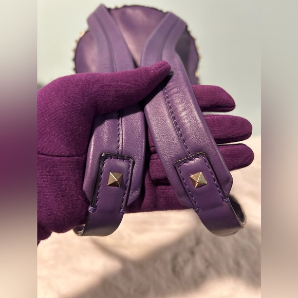 VALENTINO Rockstud Purple Backpack in excellent condition. Authentic & pre-owned - Picture 5 of 15